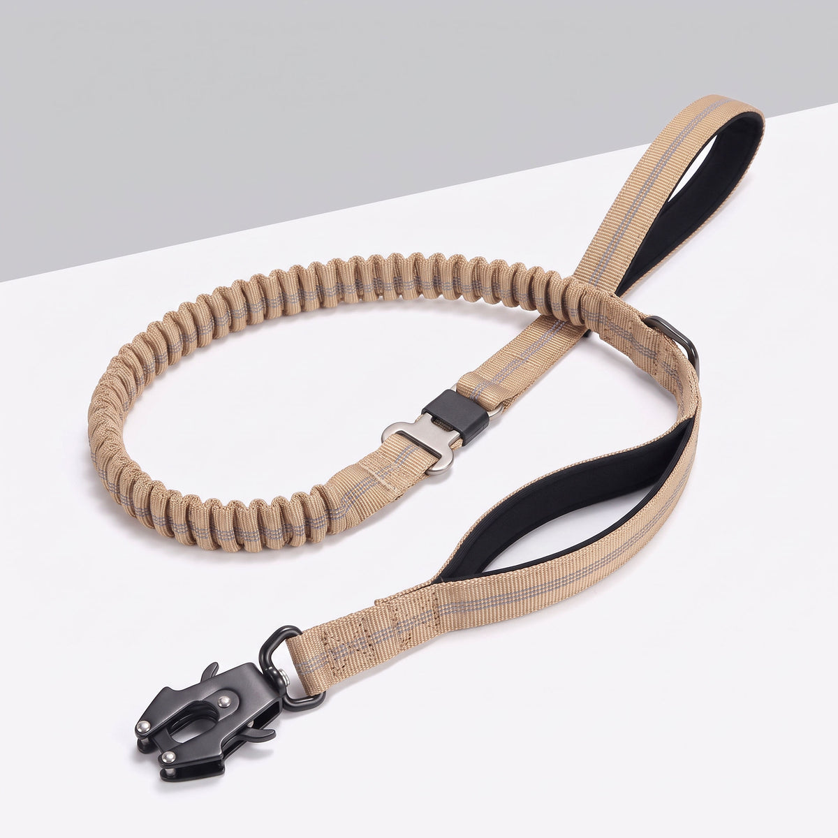 Reflective bungee dog leash with seatbelt buckle, product hero